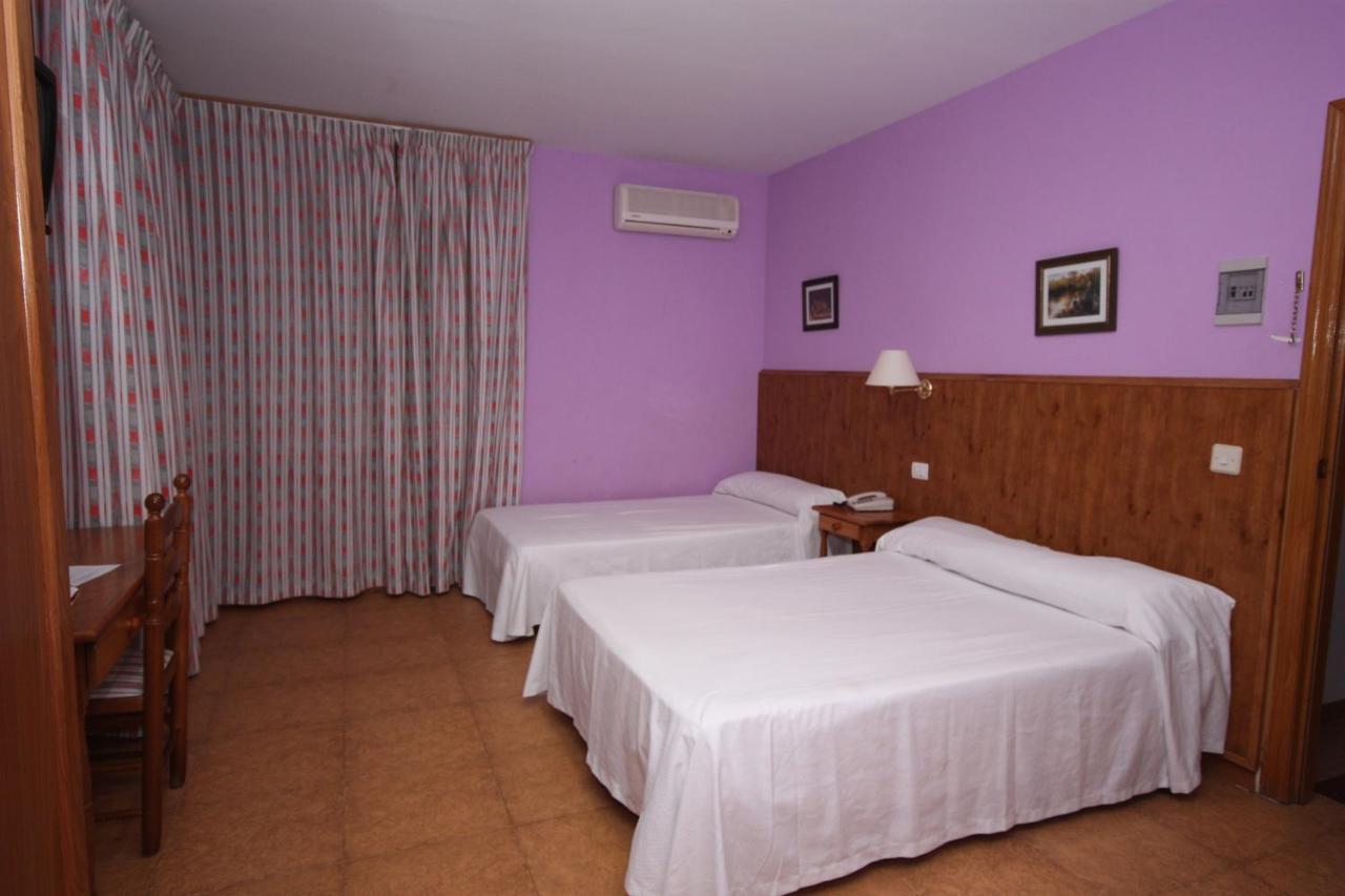 Hotel Rural Montana De Cazorla Arroyo Frio Ruang foto